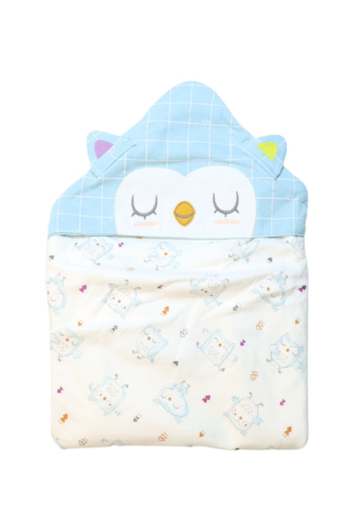 A Multicolour Sleepsacs from Organic Mom in size O/S for neutral. (Front View)