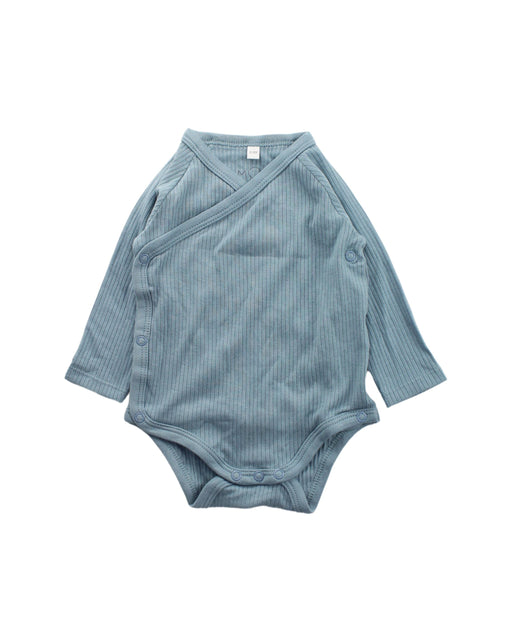 A Blue Long Sleeve Bodysuits from Mori in size 6-12M for boy. (Front View)