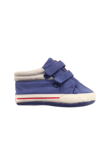A Blue Sneakers from Chicco in size 12-18M for boy. (Front View)