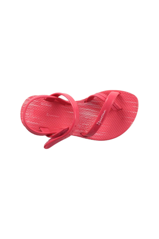 A Red Sandals from Ipanema in size 3T for girl. (Front View)