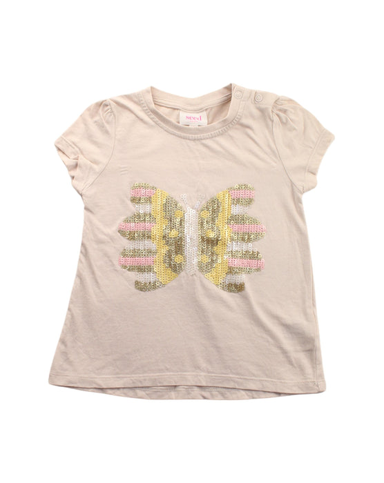 A White Short Sleeve Dresses from Seed in size 2T for girl. (Front View)