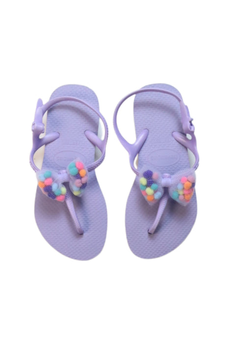 A Multicolour Sandals from Havaianas in size 7Y for girl. (Back View)