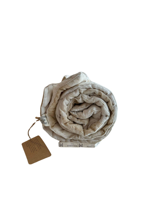 A Beige Comforters & Duvet Covers from Malabar Baby in size O/S for neutral. (Back View)