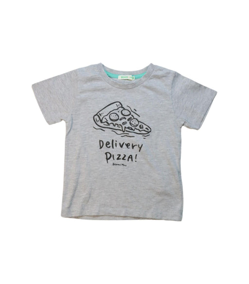 A Grey Short Sleeve T Shirts from BEAMS in size 2T for boy. (Front View)