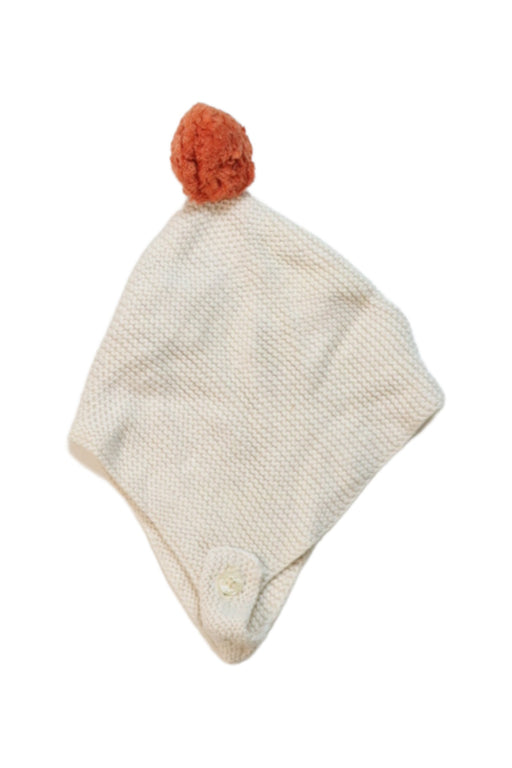A White Beanies from Mori in size 6-12M for neutral. (Front View)