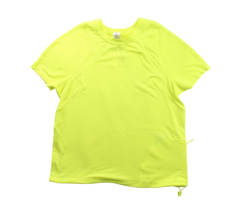 A Green Short Sleeve T Shirts from Lululemon in size 14Y for boy. (Front View)