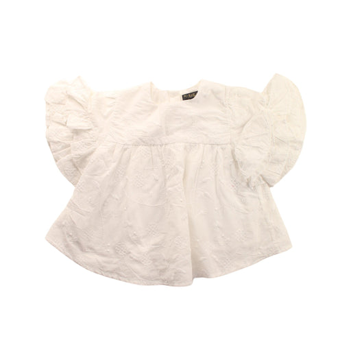 A White Short Sleeve Tops from Velveteen in size 3T for girl. (Front View)