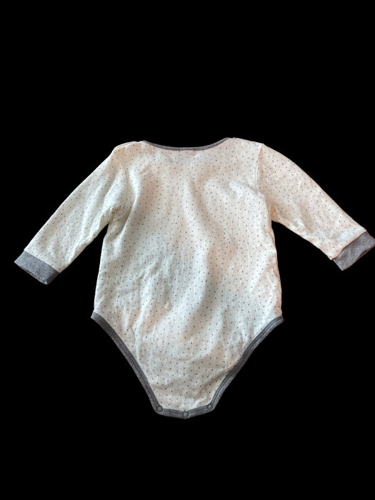 A White Long Sleeve Bodysuits from Organic Mom in size 0-3M for neutral. (Back View)