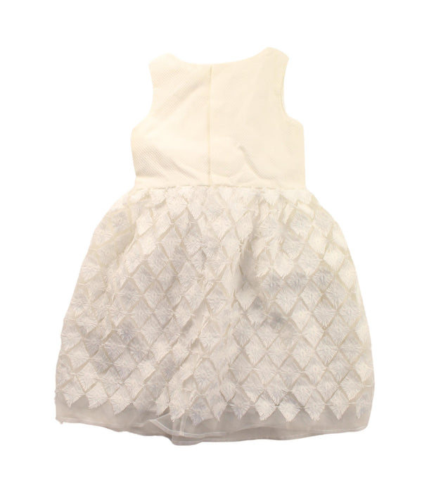 A White Sleeveless Dresses from Charabia in size 3T for girl. (Back View)