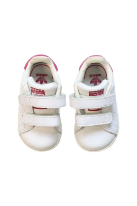 A White Sneakers from Adidas in size 12-18M for girl. (Back View)