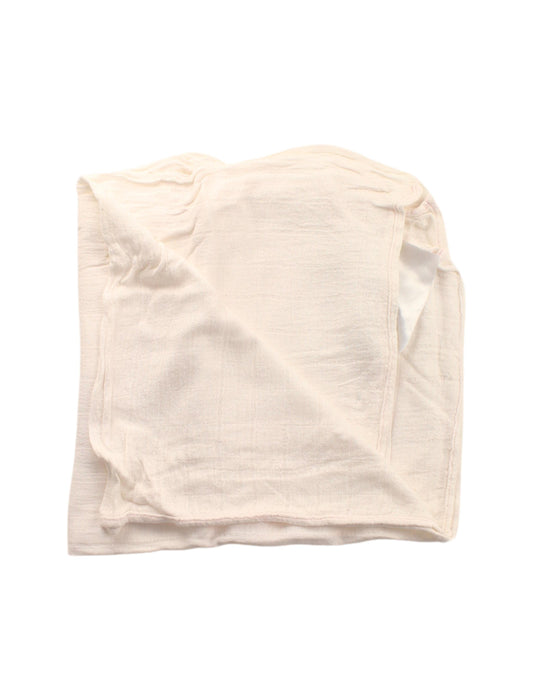 A White Swaddles from Aden & Anais in size O/S for neutral. (Back View)