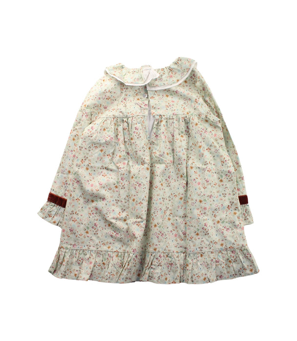 A White Long Sleeve Dresses from Baby Lai in size 5T for girl. (Back View)