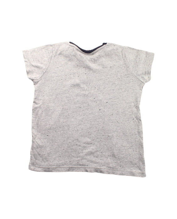 A White Short Sleeve T Shirts from Seed in size 4T for girl. (Back View)