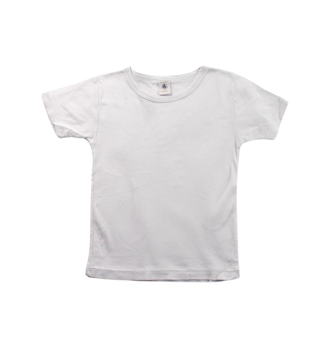 A White Short Sleeve T Shirts from Petit Bateau in size 4T for boy. (Front View)