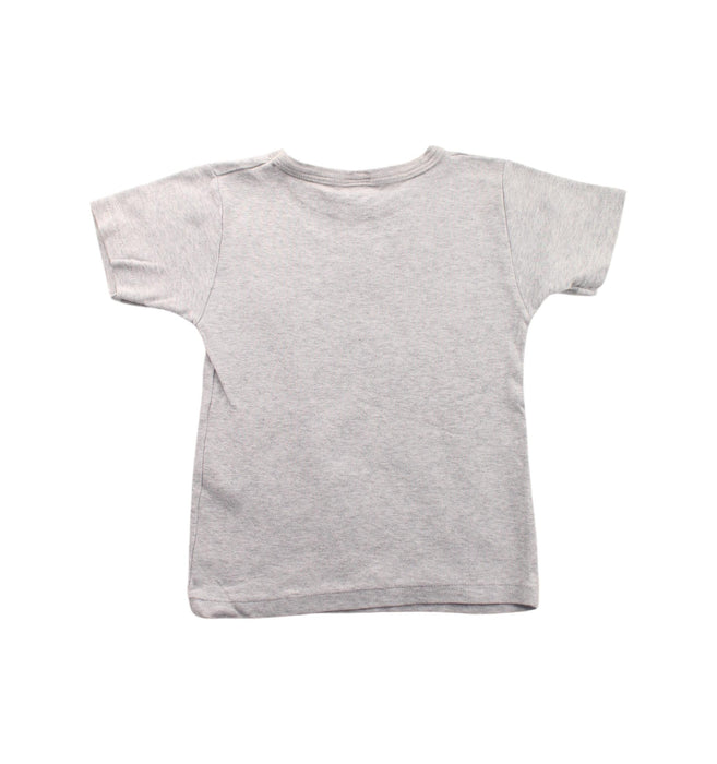 A White Short Sleeve T Shirts from Petit Bateau in size 4T for boy. (Back View)