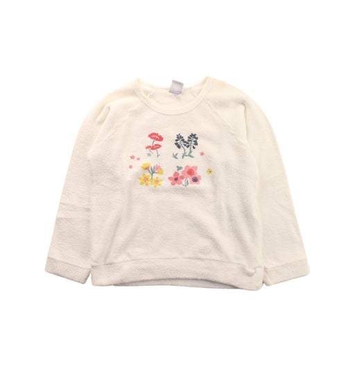 A White Pants Sets from Petit Bateau in size 6T for girl. (Front View)