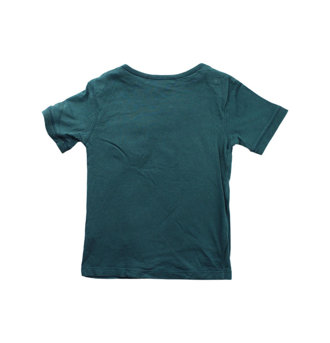 A Green Short Sleeve T Shirts from Burberry in size 2T for boy. (Back View)