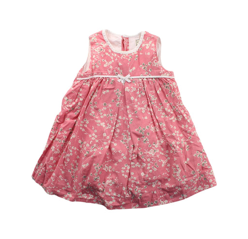 A White Sleeveless Dresses from Darcy Brown in size 12-18M for girl. (Front View)
