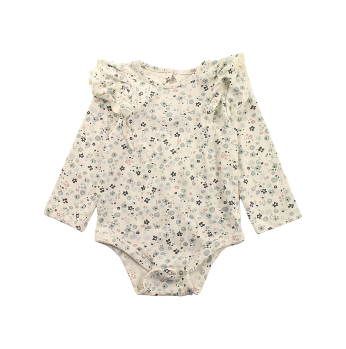A White Long Sleeve Bodysuits from Pehr in size 12-18M for girl. (Front View)
