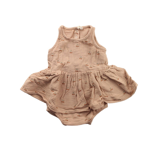 A Beige Sleeveless Bodysuits from Quincy Mae in size 12-18M for girl. (Front View)