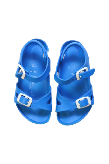 A Blue Sandals from Birkenstock in size 4T for neutral. (Back View)