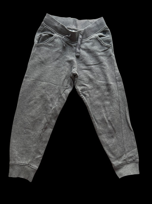 A Grey Sweatpants from Petit Bateau in size 8Y for neutral. (Front View)