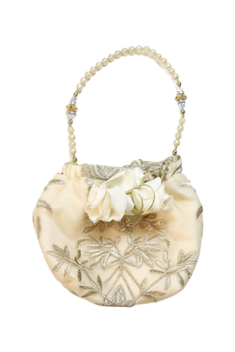 A Ivory Bags from Graci in size O/S for girl. (Front View)