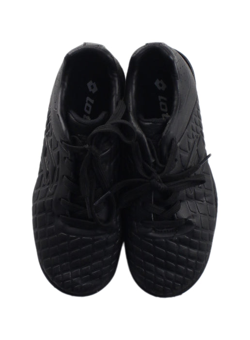 A Black Cleats/Soccer Shoes from Lotto in size 7Y for boy. (Back View)