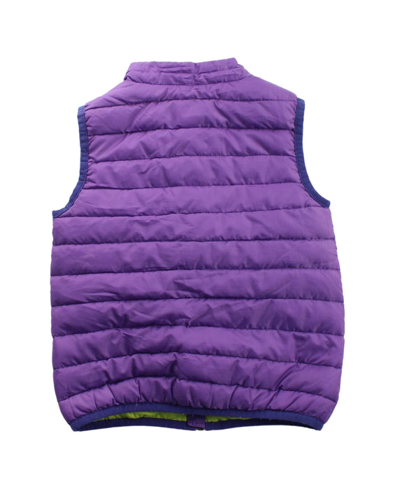 A Purple Outerwear Vests from Patagonia in size 2T for neutral. (Back View)