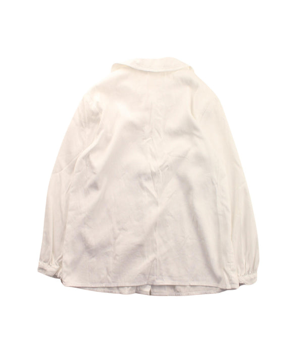 A White Long Sleeve Shirts from Familiar in size 5T for girl. (Back View)