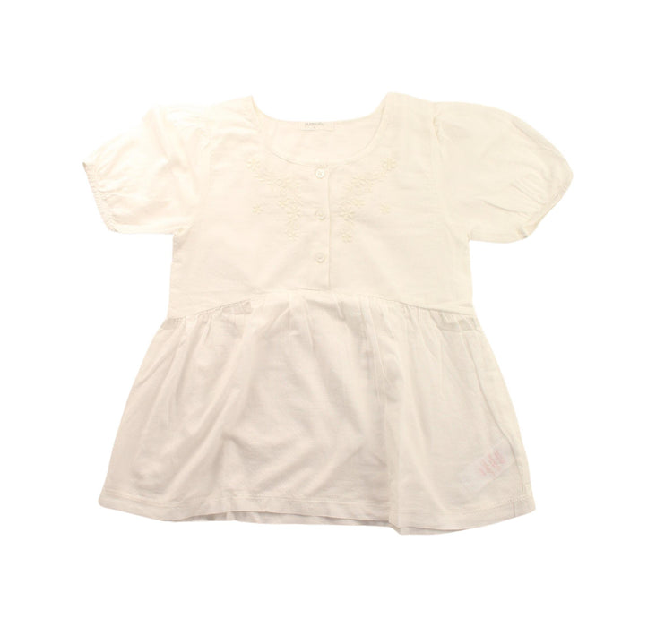 A White Short Sleeve Dresses from Purebaby in size 4T for girl. (Front View)