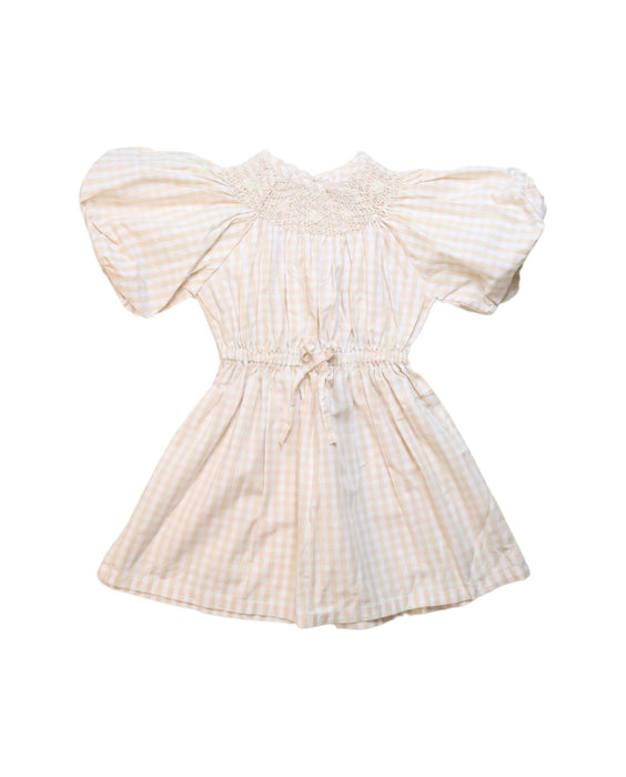 A Beige Short Sleeve Dresses from Gingersnaps in size 4T for girl. (Front View)