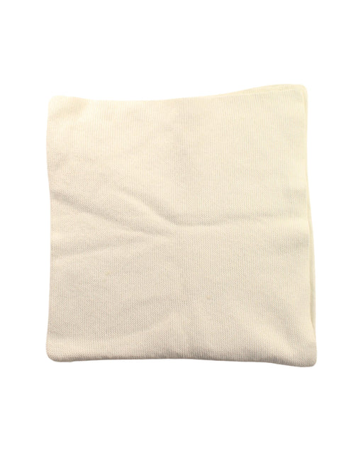 A White Blankets from Bout'Chou in size O/S for neutral. (Front View)
