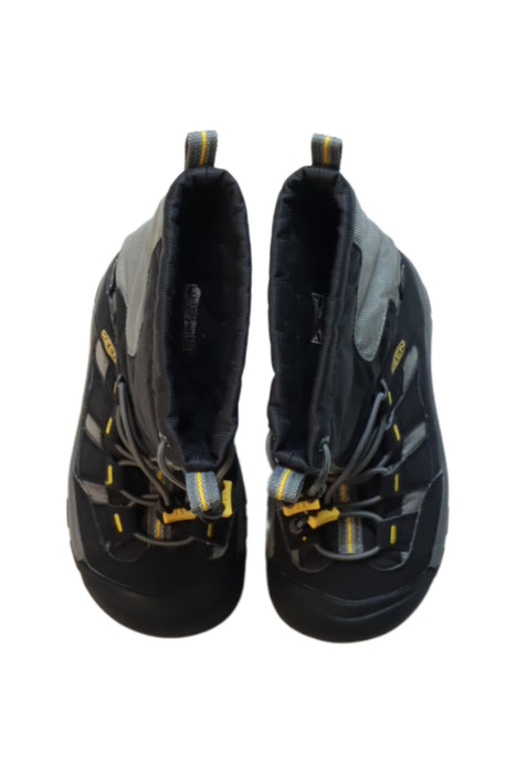 A Black Winter Boots from Keen in size 6T for boy. (Back View)