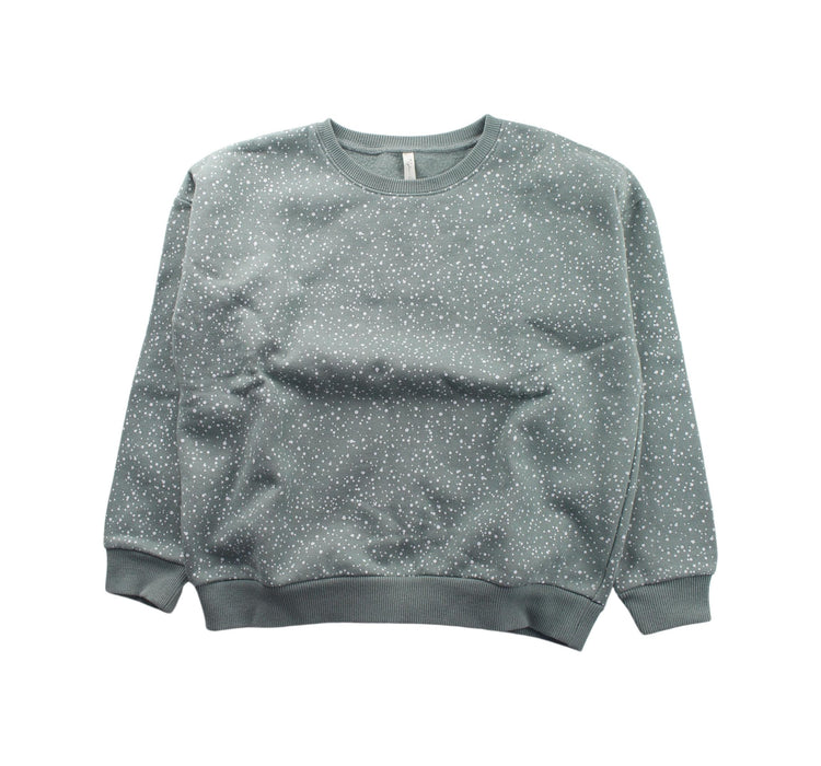 A Green Crewneck Sweatshirts from Rylee + Cru in size 8Y for girl. (Front View)