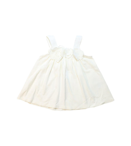 A White Sleeveless Tops from Chloe in size 4T for girl. (Front View)