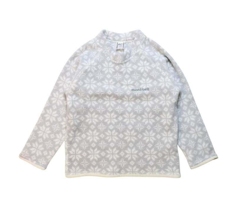 A Grey Crewneck Sweatshirts from Mont-bell in size 2T for neutral. (Front View)