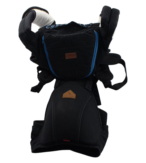 A Black Baby Carriers from i-Angel in size O/S for neutral. (Front View)