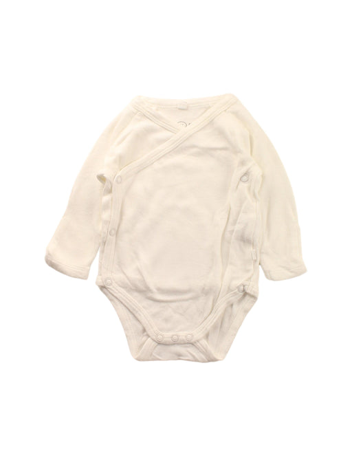 A White Long Sleeve Bodysuits from Mori in size 0-3M for neutral. (Front View)
