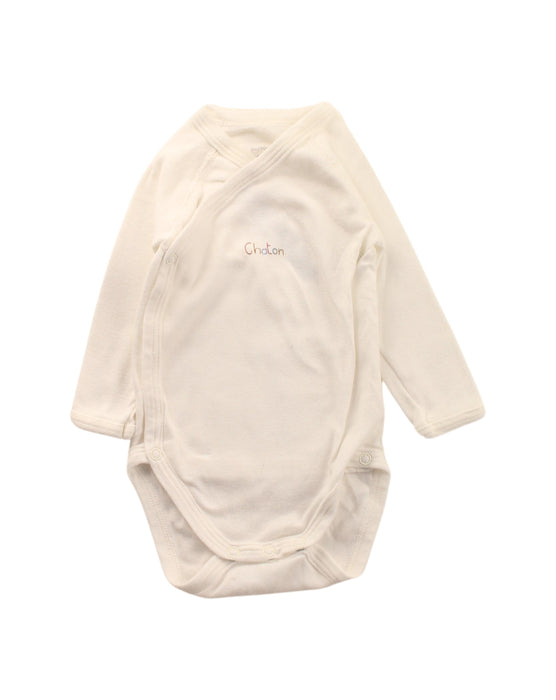 A White Long Sleeve Bodysuits from Petit Bateau in size 0-3M for neutral. (Front View)