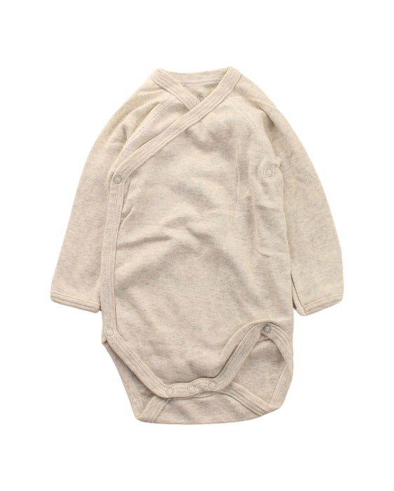 A Beige Long Sleeve Bodysuits from Petit Bateau in size 3-6M for neutral. (Front View)