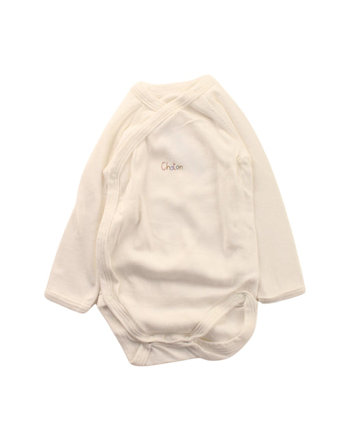 A White Long Sleeve Bodysuits from Petit Bateau in size 3-6M for neutral. (Front View)