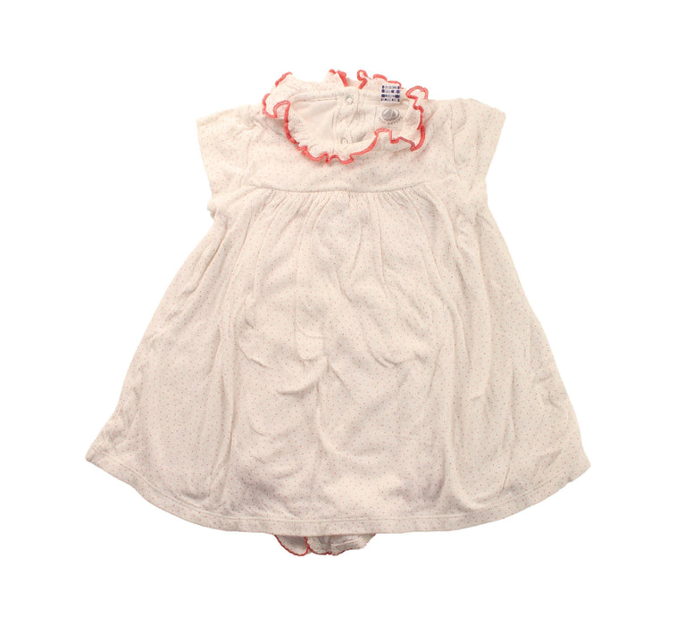 A White Short Sleeve Bodysuits from Petit Bateau in size 12-18M for girl. (Front View)