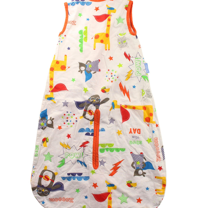 A Multicolour Sleepsacs from The Gro Company in size 0-3M for neutral. (Back View)