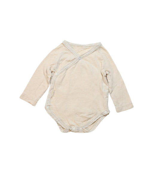 A Beige Long Sleeve Bodysuits from Natures Purest in size 3-6M for neutral. (Front View)