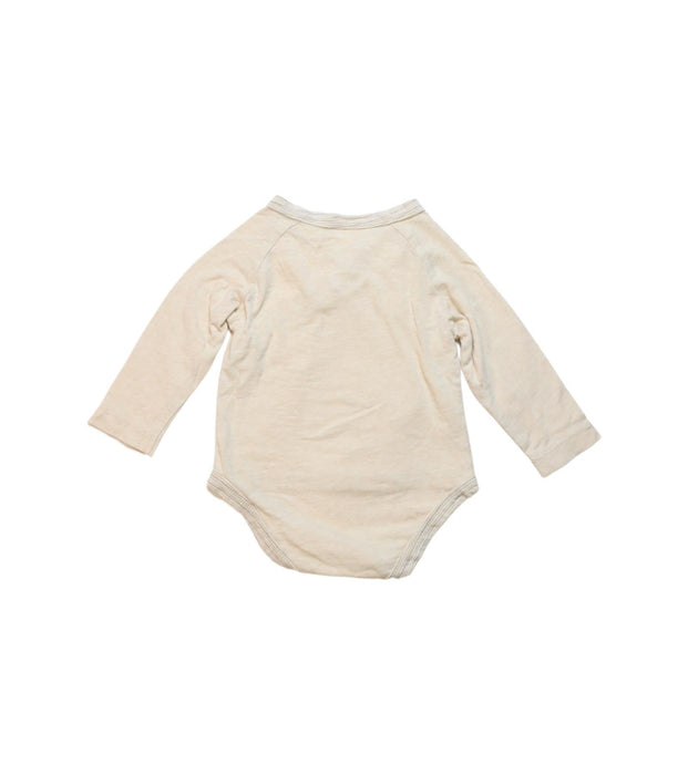 A Beige Long Sleeve Bodysuits from Natures Purest in size 3-6M for neutral. (Back View)