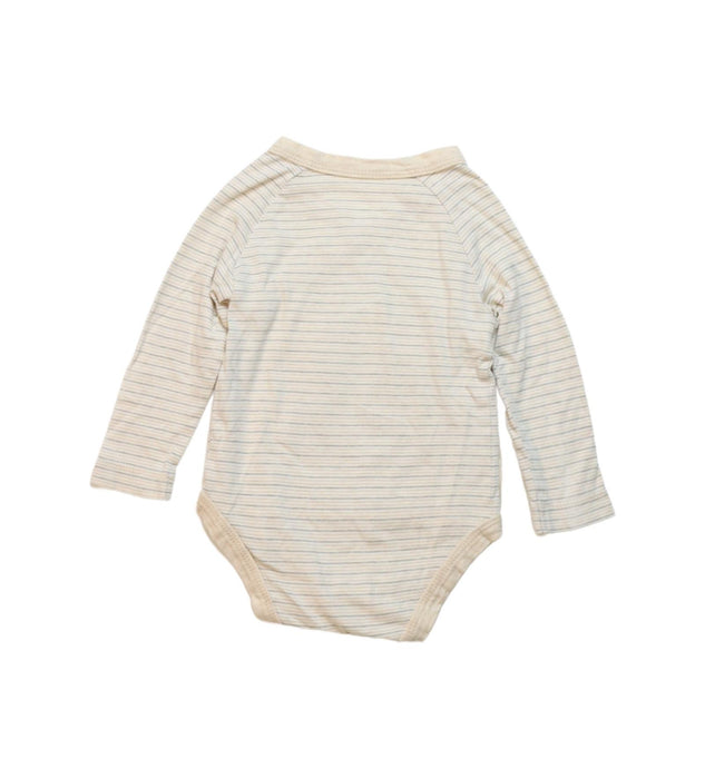 A Beige Long Sleeve Bodysuits from Natures Purest in size 3-6M for neutral. (Back View)
