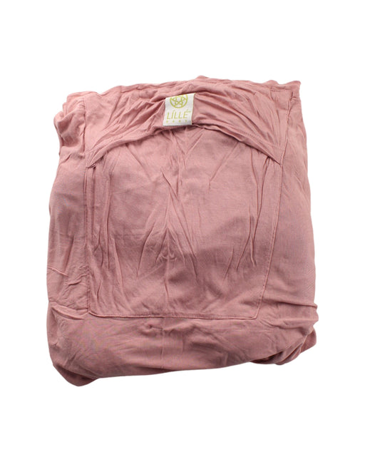 A Pink Baby Carriers from Lillebaby in size O/S for neutral. (Front View)
