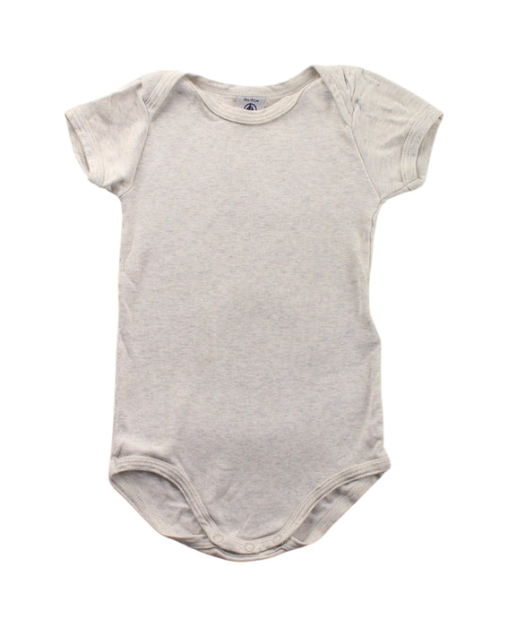 A White Short Sleeve Bodysuits from Petit Bateau in size 12-18M for boy. (Front View)