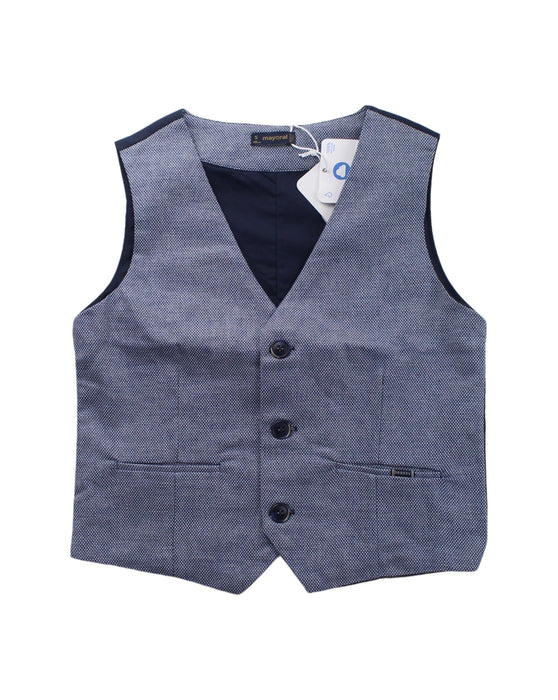 A  Suit Vests from Mayoral in size 5T for boy. (Front View)